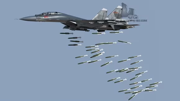 J-16 - “đứa con nhân bản” của Su-30MK2 sẽ chuyên đánh biển? ảnh 2 J-16 - “đứa con nhân bản” của Su-30MK2 sẽ chuyên đánh biển? ảnh 2
