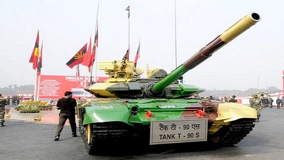 Nga mang tăng “phổ thông” T-72 đấu với các siêu tăng Top 10 thế giới? ảnh 10 Nga mang tăng “phổ thông” T-72 đấu với các siêu tăng Top 10 thế giới? ảnh 10
