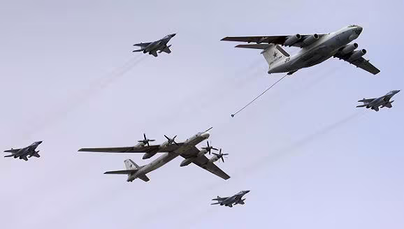 Vì sao Trung Quốc cải tạo Il-76 thành phiên bản tiếp dầu Il-78? ảnh 1 Vì sao Trung Quốc cải tạo Il-76 thành phiên bản tiếp dầu Il-78? ảnh 1