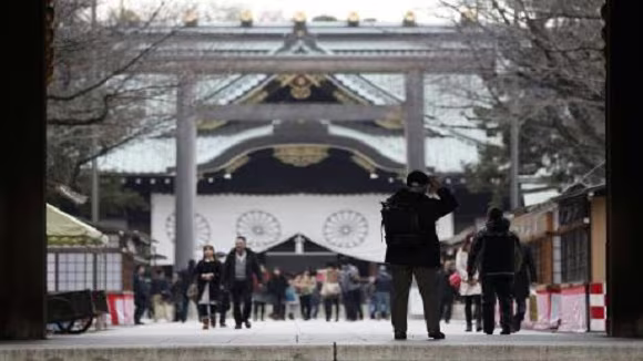 Đền Yasukuni tiếp tục gây sóng gió trong quan hệ Nhật - Trung, Hàn ảnh 1 Đền Yasukuni tiếp tục gây sóng gió trong quan hệ Nhật - Trung, Hàn ảnh 1