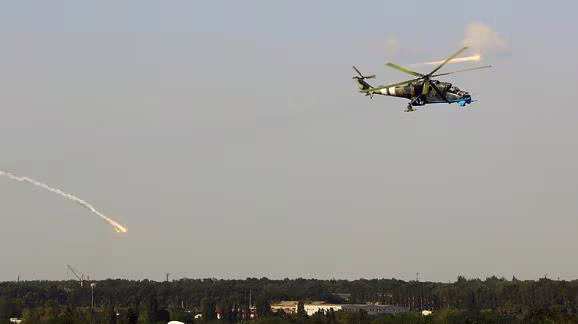 Tự vệ Donetsk bắn hạ thêm một chiếc trực thăng Mi-24 của quân đội Ukraine ảnh 1 Tự vệ Donetsk bắn hạ thêm một chiếc trực thăng Mi-24 của quân đội Ukraine ảnh 1