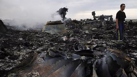 ASEAN kịch liệt lên án vụ bắn hạ máy bay MH17 của Malaysia ảnh 1 ASEAN kịch liệt lên án vụ bắn hạ máy bay MH17 của Malaysia ảnh 1