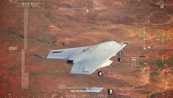 "Song sát" của không quân Anh: UCAV “Taranis” và siêu tiêm kích F-35 ảnh 2 "Song sát" của không quân Anh: UCAV “Taranis” và siêu tiêm kích F-35 ảnh 2