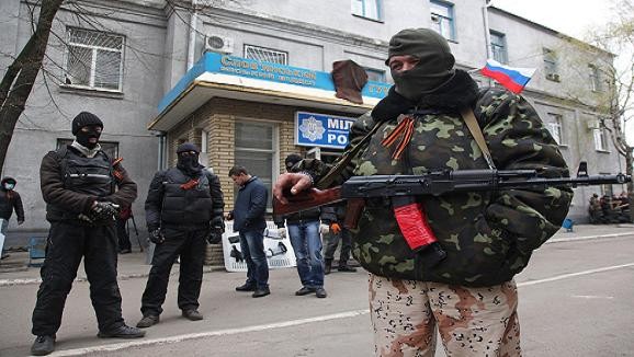 Quân tình nguyện Serbia giúp dân quân Donetsk tiêu diệt 2 xe tăng Ukraine ảnh 1 Quân tình nguyện Serbia giúp dân quân Donetsk tiêu diệt 2 xe tăng Ukraine ảnh 1
