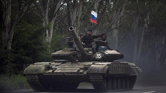 Ukraine thúc phương Tây phong tỏa tài sản, cấm xuất khẩu quân sự sang Nga ảnh 1 Ukraine thúc phương Tây phong tỏa tài sản, cấm xuất khẩu quân sự sang Nga ảnh 1