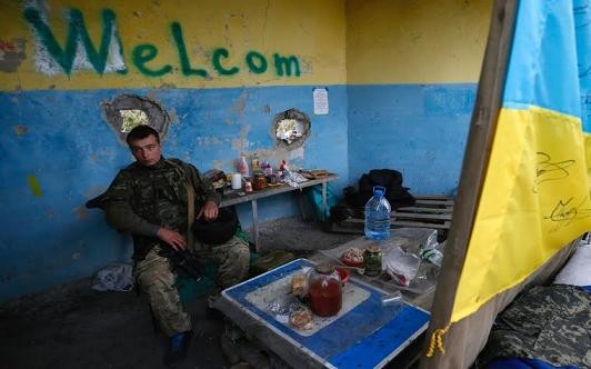 Kiev “hóa phép” dân thường thành tù binh trao đổi với Donbass ảnh 2 Kiev “hóa phép” dân thường thành tù binh trao đổi với Donbass ảnh 2