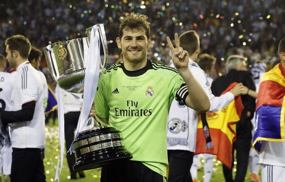 Chùm ảnh: Real Madrid mở đại tiệc đón Cúp Nhà Vua ảnh 3 Chùm ảnh: Real Madrid mở đại tiệc đón Cúp Nhà Vua ảnh 3
