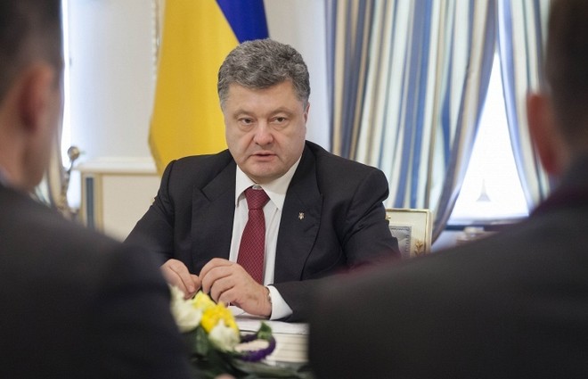 Tổng thống Poroshenko: Ukraine sẽ không “bán” Crimea ảnh 1 Tổng thống Poroshenko: Ukraine sẽ không “bán” Crimea ảnh 1