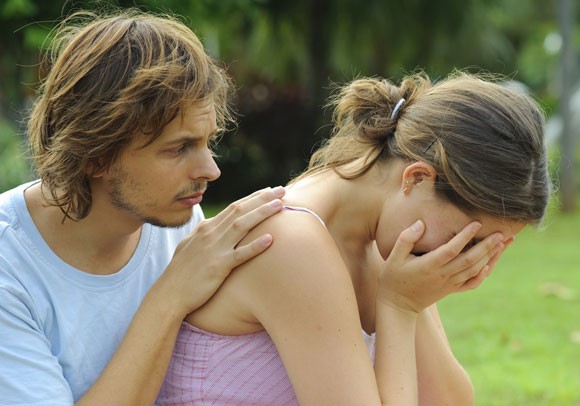 "Thủ phạm" khiến phụ nữ hay khóc ảnh 1 "Thủ phạm" khiến phụ nữ hay khóc ảnh 1