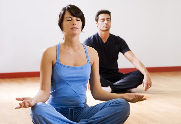 Hoảng loạn tâm trí, gù lưng nếu thiền sai cách ảnh 1 Hoảng loạn tâm trí, gù lưng nếu thiền sai cách ảnh 1