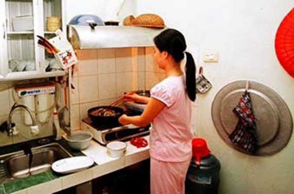 Chuyện đời những phụ nữ "quê" lên phố làm nghề giúp việc ảnh 1 Chuyện đời những phụ nữ "quê" lên phố làm nghề giúp việc ảnh 1