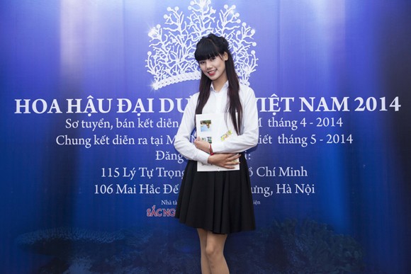 Dàn chân dài của Venus miền Bắc “tấn công” Hoa hậu Đại Dương Việt Nam 2014 ảnh 8 Dàn chân dài của Venus miền Bắc “tấn công” Hoa hậu Đại Dương Việt Nam 2014 ảnh 8