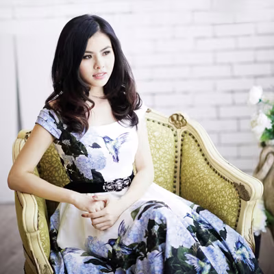 Nữ diễn viên “Scandal” Vân Trang khoe ảnh đài các ảnh 1 Nữ diễn viên “Scandal” Vân Trang khoe ảnh đài các ảnh 1