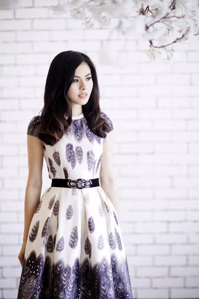 Nữ diễn viên “Scandal” Vân Trang khoe ảnh đài các ảnh 6 Nữ diễn viên “Scandal” Vân Trang khoe ảnh đài các ảnh 6