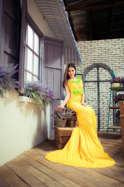 Dương Hiểu Ngọc khoe đường cong chữ S trong trang phục “nàng tiên cá” ảnh 3 Dương Hiểu Ngọc khoe đường cong chữ S trong trang phục “nàng tiên cá” ảnh 3