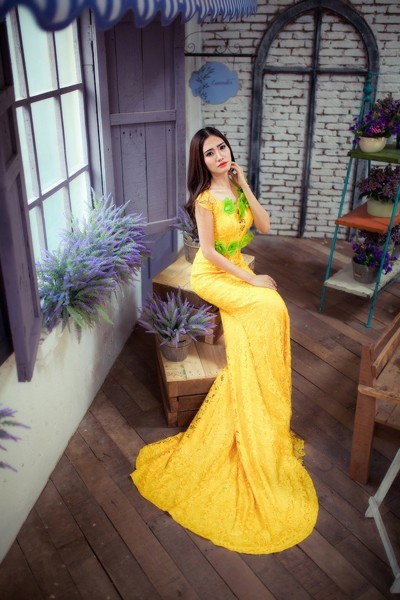 Dương Hiểu Ngọc khoe đường cong chữ S trong trang phục “nàng tiên cá” ảnh 4 Dương Hiểu Ngọc khoe đường cong chữ S trong trang phục “nàng tiên cá” ảnh 4