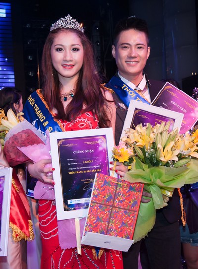 Lộ diện ứng viên tài sắc đầu tiên dự cuộc thi Hoa hậu Việt Nam 2014 ảnh 8 Lộ diện ứng viên tài sắc đầu tiên dự cuộc thi Hoa hậu Việt Nam 2014 ảnh 8