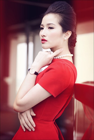 Hoa hậu Cao Thùy Dương khoe lưng trần gợi cảm ảnh 5 Hoa hậu Cao Thùy Dương khoe lưng trần gợi cảm ảnh 5