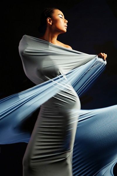 Lại Thanh Hương chán nude, phá cách trong kén lụa gợi cảm ảnh 2 Lại Thanh Hương chán nude, phá cách trong kén lụa gợi cảm ảnh 2