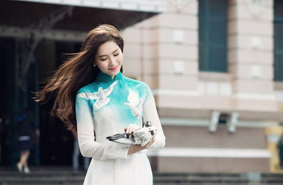 Hoa hậu Đặng Thu Thảo và “Ước vọng hoà bình” ảnh 2 Hoa hậu Đặng Thu Thảo và “Ước vọng hoà bình” ảnh 2