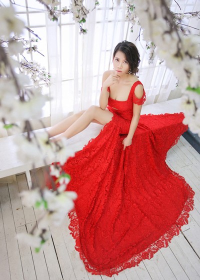 “Gà cưng” Phạm Minh Minh lấp ló vòng 1 quyến rũ ảnh 2 “Gà cưng” Phạm Minh Minh lấp ló vòng 1 quyến rũ ảnh 2
