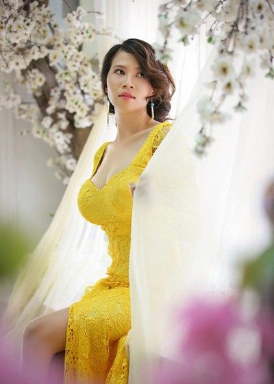 “Gà cưng” Phạm Minh Minh lấp ló vòng 1 quyến rũ ảnh 4 “Gà cưng” Phạm Minh Minh lấp ló vòng 1 quyến rũ ảnh 4