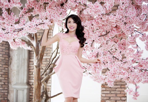 Hoa hậu My Na Lê “thôi miên” công chúng bằng vẻ đẹp rạng ngời ảnh 9 Hoa hậu My Na Lê “thôi miên” công chúng bằng vẻ đẹp rạng ngời ảnh 9