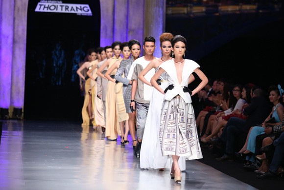 Lý Giám Tiền đăng quang quán quân Project Runway Vietnam 2014 ảnh 10 Lý Giám Tiền đăng quang quán quân Project Runway Vietnam 2014 ảnh 10
