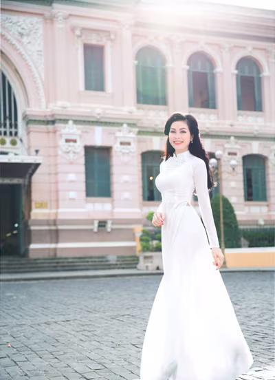 Người mẫu Dương Thủy khoe thân hình “thắt đáy lưng ưng” ảnh 4 Người mẫu Dương Thủy khoe thân hình “thắt đáy lưng ưng” ảnh 4