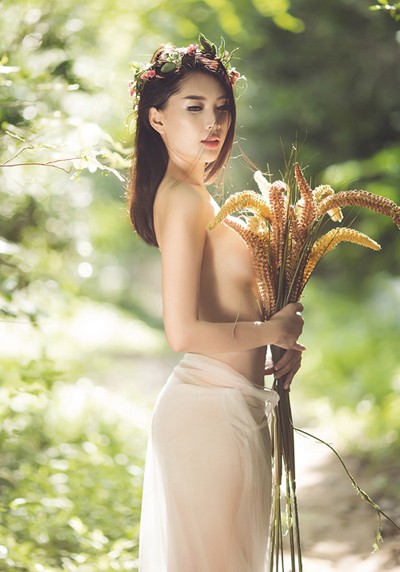 “Bỏng mắt” ngắm ảnh Lan Hương bán nude cực gợi cảm ảnh 5 “Bỏng mắt” ngắm ảnh Lan Hương bán nude cực gợi cảm ảnh 5
