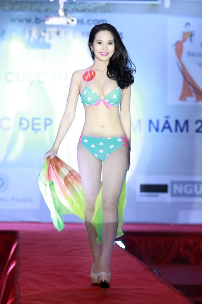 Dương Kim Ánh đăng quang Nữ hoàng Du lịch Việt Nam ảnh 4 Dương Kim Ánh đăng quang Nữ hoàng Du lịch Việt Nam ảnh 4