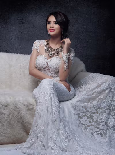 Lại Hương Thảo diện váy khoe đường cong hút mắt và vòng 1 căng đầy hấp dẫn ảnh 5 Lại Hương Thảo diện váy khoe đường cong hút mắt và vòng 1 căng đầy hấp dẫn ảnh 5
