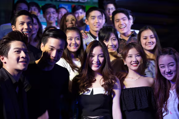 Stylist Trịnh Tú Trung dự ra mắt phim bom tấn cùng dàn sao “Tuổi nổi loạn” ảnh 7 Stylist Trịnh Tú Trung dự ra mắt phim bom tấn cùng dàn sao “Tuổi nổi loạn” ảnh 7