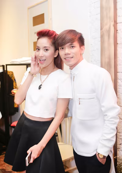 Khánh Thi xinh tươi dẫn trò cưng đi dự sự kiện ảnh 4 Khánh Thi xinh tươi dẫn trò cưng đi dự sự kiện ảnh 4
