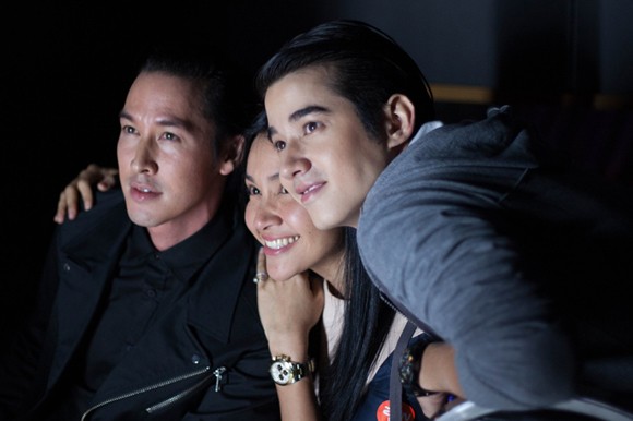 Stylist Trịnh Tú Trung hội ngộ Mario Maurer và 3 anh em họ Lưu tại Bangkok ảnh 1 Stylist Trịnh Tú Trung hội ngộ Mario Maurer và 3 anh em họ Lưu tại Bangkok ảnh 1