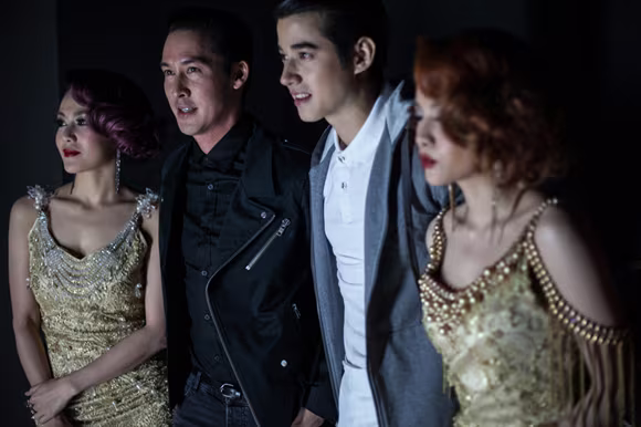 Stylist Trịnh Tú Trung hội ngộ Mario Maurer và 3 anh em họ Lưu tại Bangkok ảnh 3 Stylist Trịnh Tú Trung hội ngộ Mario Maurer và 3 anh em họ Lưu tại Bangkok ảnh 3