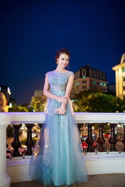 Hoa hậu Ngọc Hân hội ngộ “đàn em” cùng đi xem hoà nhạc ảnh 9 Hoa hậu Ngọc Hân hội ngộ “đàn em” cùng đi xem hoà nhạc ảnh 9
