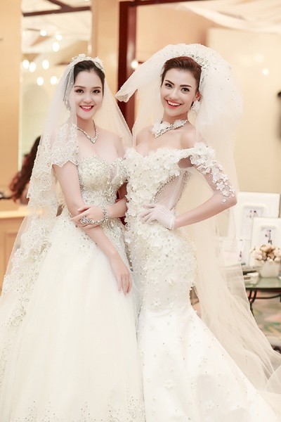 Hồng Quế khoe vai trần lấp ló vòng 1 gợi cảm ảnh 9 Hồng Quế khoe vai trần lấp ló vòng 1 gợi cảm ảnh 9