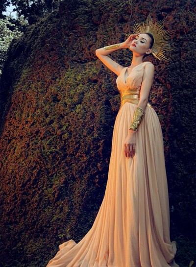 Thùy Trang Next Top ma mị trong chùa cổ ảnh 4 Thùy Trang Next Top ma mị trong chùa cổ ảnh 4