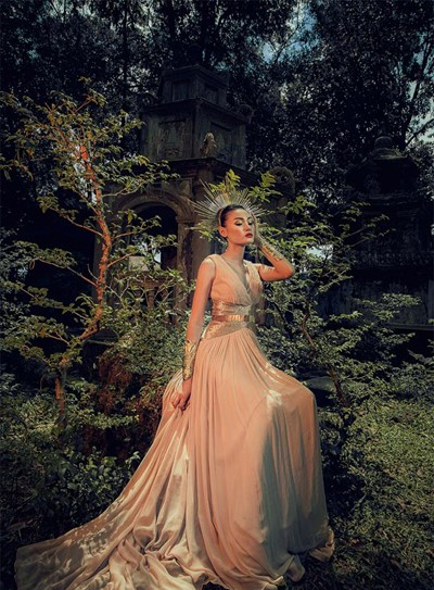Thùy Trang Next Top ma mị trong chùa cổ ảnh 5 Thùy Trang Next Top ma mị trong chùa cổ ảnh 5