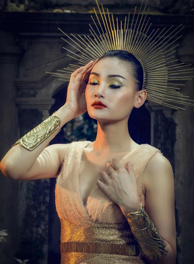 Thùy Trang Next Top ma mị trong chùa cổ ảnh 7 Thùy Trang Next Top ma mị trong chùa cổ ảnh 7