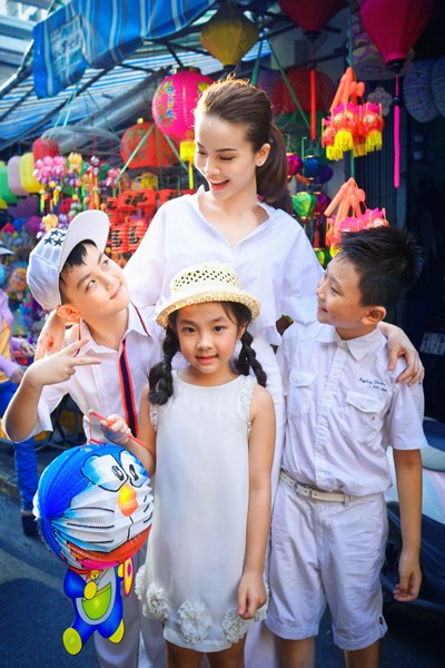 Yến Trang cho học trò cưng “xả trại” trước đêm chung kết đầu tiên ảnh 4 Yến Trang cho học trò cưng “xả trại” trước đêm chung kết đầu tiên ảnh 4