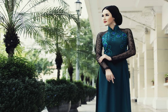 Hoa khôi Phương Thảo đẹp quyến rũ giữa mùa thu Sài thành ảnh 9 Hoa khôi Phương Thảo đẹp quyến rũ giữa mùa thu Sài thành ảnh 9