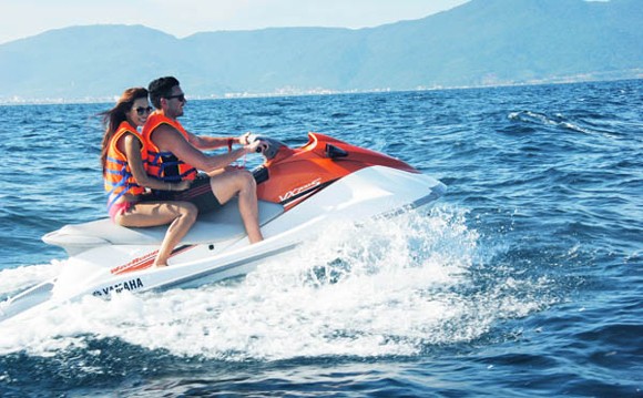"Bỏng mắt" ngắm siêu mẫu Hà Anh diện bikini đỏ chói ảnh 6 "Bỏng mắt" ngắm siêu mẫu Hà Anh diện bikini đỏ chói ảnh 6