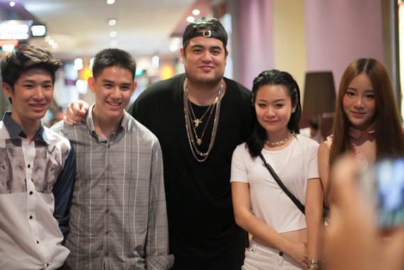 Stylist Trịnh Tú Trung dự sự kiện cùng dàn hot teen Thái Lan ảnh 4 Stylist Trịnh Tú Trung dự sự kiện cùng dàn hot teen Thái Lan ảnh 4