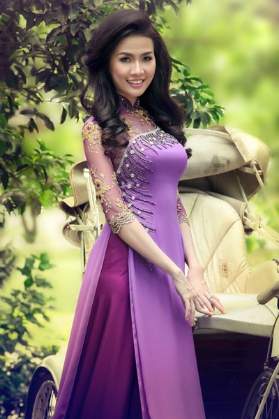 Phan Thị Mơ hóa quý cô sang trọng và đầy quyến rũ ảnh 4 Phan Thị Mơ hóa quý cô sang trọng và đầy quyến rũ ảnh 4