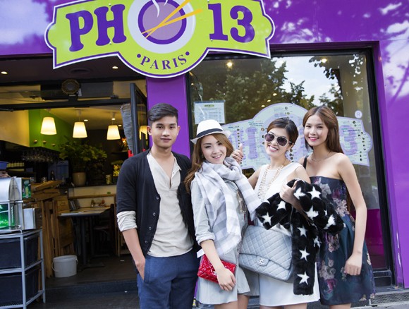 Oanh Yến, Kỳ Hân, Đinh Minh Quân hội ngộ Jennifer Chung tại Paris ảnh 1 Oanh Yến, Kỳ Hân, Đinh Minh Quân hội ngộ Jennifer Chung tại Paris ảnh 1