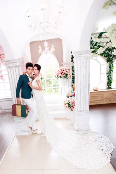 Dương Hiểu Ngọc tạo dáng quyến rũ bên Nam Phong ảnh 3 Dương Hiểu Ngọc tạo dáng quyến rũ bên Nam Phong ảnh 3