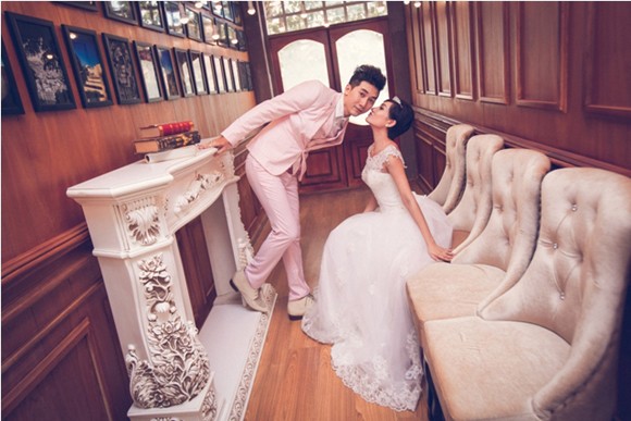 Dương Hiểu Ngọc tạo dáng quyến rũ bên Nam Phong ảnh 6 Dương Hiểu Ngọc tạo dáng quyến rũ bên Nam Phong ảnh 6