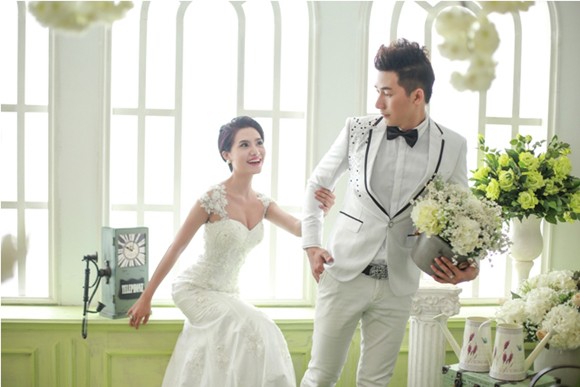 Dương Hiểu Ngọc tạo dáng quyến rũ bên Nam Phong ảnh 8 Dương Hiểu Ngọc tạo dáng quyến rũ bên Nam Phong ảnh 8